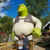 Sherk de cuento de hadas en Parque Temático Érase Una Vez Pucón - Experiencia mágica para niños