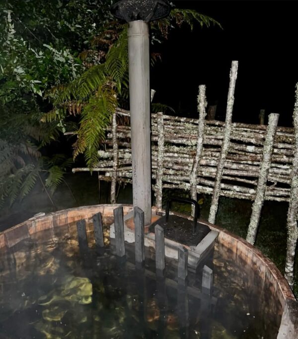 ✨ Spa para Parejas: Tinaja + Masaje Dúo + Aperitivos - Pucón ✨